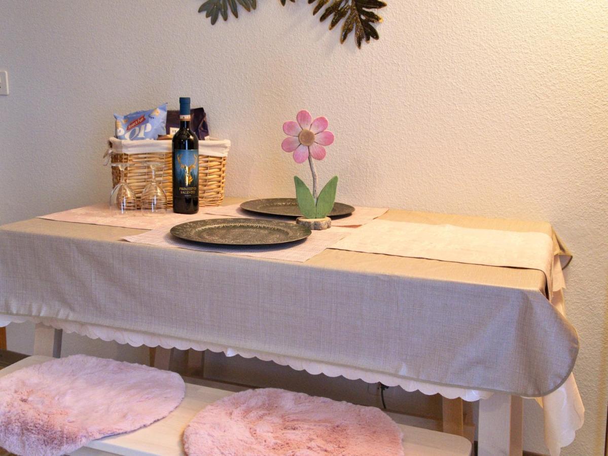 Vila Spellbound A Romantic Hideaway For Adults Aged 18-35 Lauterbrunnen Exteriér fotografie