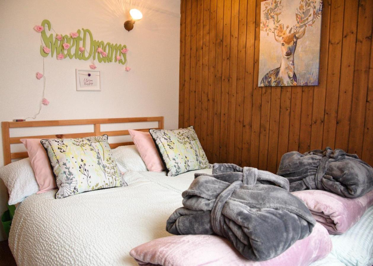 Vila Spellbound A Romantic Hideaway For Adults Aged 18-35 Lauterbrunnen Exteriér fotografie